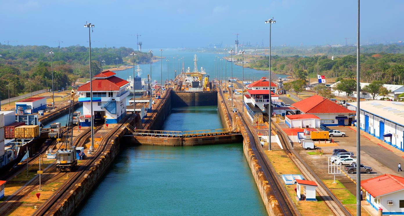 The second lock of the Panama Canal from the Pacific Ocean.