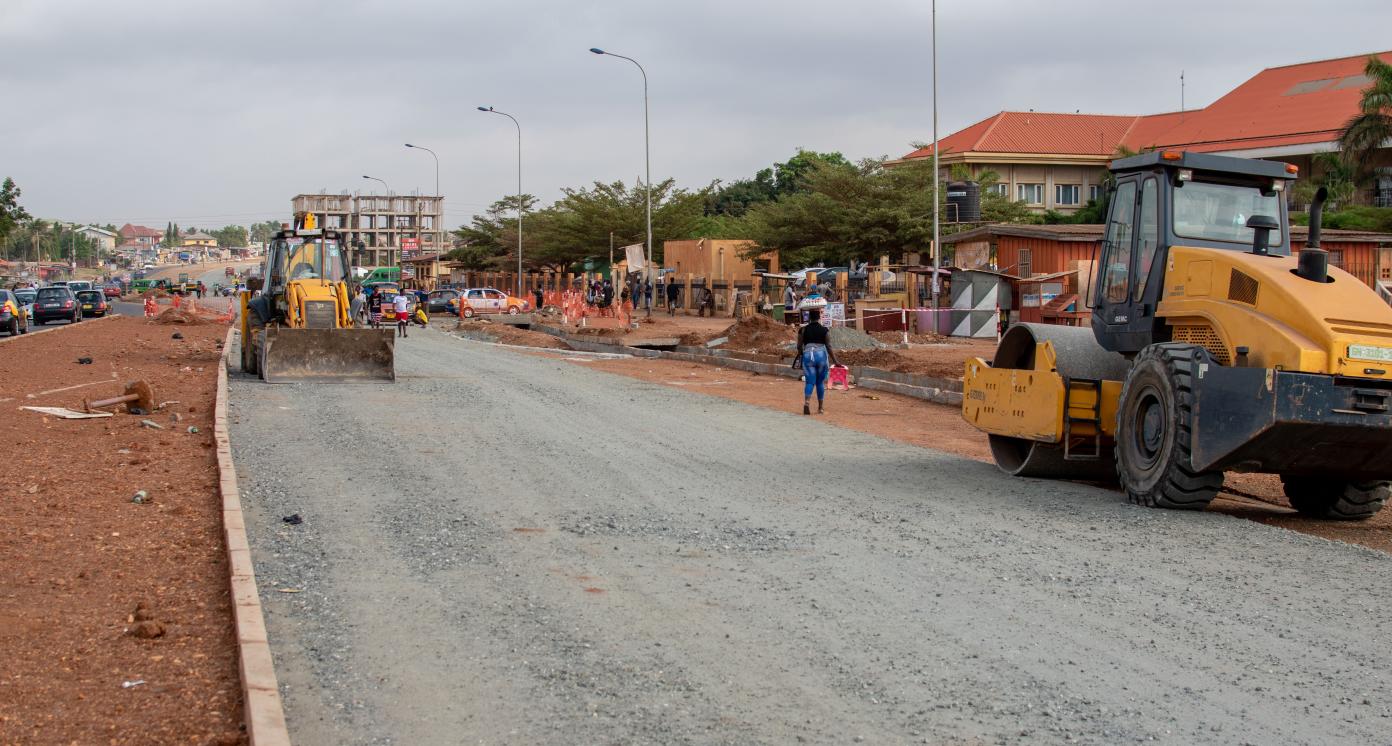 ACCRA, MAY 9, 2020 - The construction of a major road in the Teshie suburb of Accra