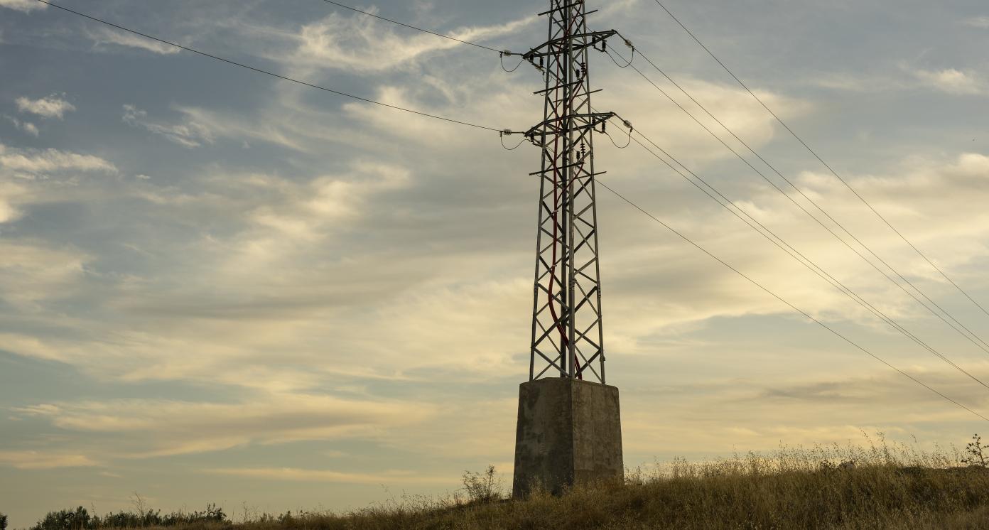 Ultra-High Voltage（UHV) construction