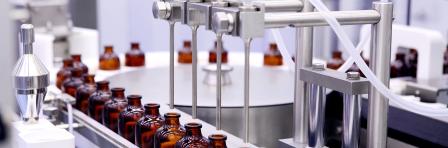 Bottling and packaging of sterile medical products. Machine after validation of sterile liquids