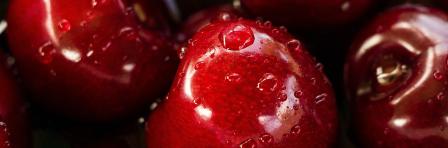 Apples under running water