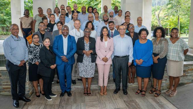 Group photo of SDG Impact Standards CEO breakfast and training