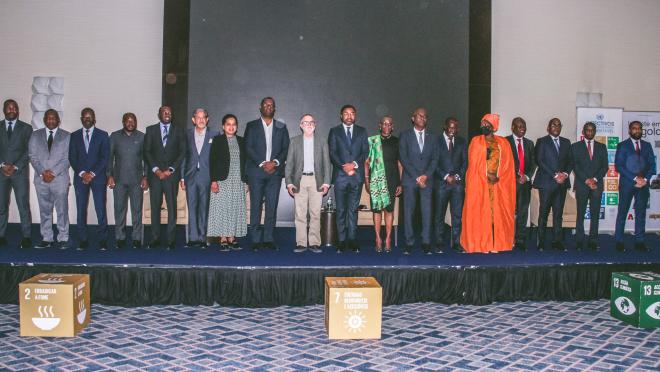 Family photo from the official presentation ceremony of Angola's SDG Investor Map